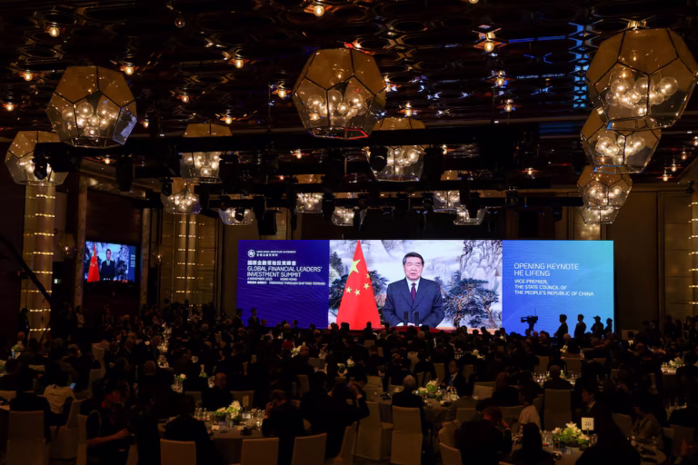 Mainland-Hong Kong Financial Link Boosted